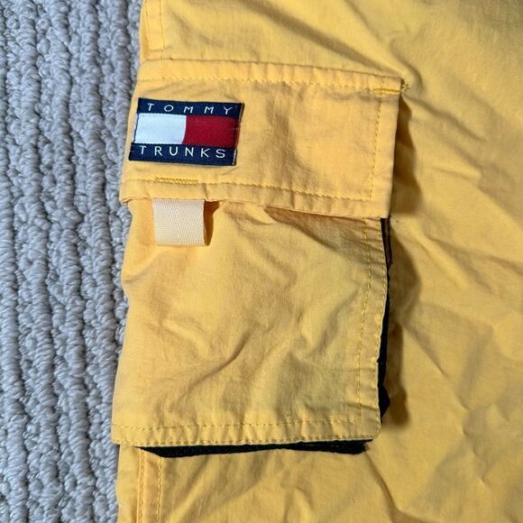 Vintage Tommy Hilfiger Yellow Mesh Lined Swim Trunks Shorts Size XL Flag - Picture 2 of 8